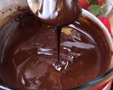 รูปขั้นตอนการทำที่ 3 ของ สตอเบอรี่เคลือบช็อกโกแลต Chocolate Covered STRAWBERRY