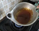Foto langkah ke 3 dari resep Singkong caramel cake.
