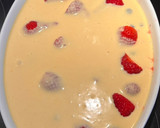 Foto del paso 2 de la receta: Clafoutis de fresas, arándanos y frambuesas
