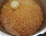 Foto del paso 2 de la receta: Garbanzos con bacalao y espinacas (potaje de Vigilia)
