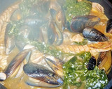Foto del paso 7 de la receta: Filetes de emperador en salsa