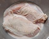 รูปขั้นตอนการทำที่ 2 ของ อกไก่ต้มซีอิ้ว