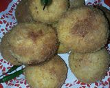 Foto langkah ke 5 dari resep Roti abon dan roti goreng isi sayur.