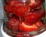 A picture of step 2 of Strawberry ice-cream.