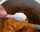 A picture of step 6 of Chicken curry.