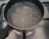 Foto langkah ke 1 dari resep Telur Setengah Matang.