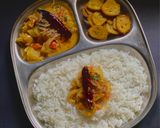 A picture of step 7 of Kerala style Raw Papaya Pulinkari - Sadya dish.