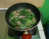 Foto langkah ke 4 dari resep Sawi Cah Bakso 13.09.2019.