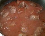 Foto del paso 6 de la receta: Chorizos y carne a la pomarola