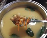 Foto del paso 2 de la receta: Sopa de fideos con garbanzos y zanahorias Exprés
