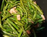 A picture of step 2 of Canadian Bacon and Green Beans.