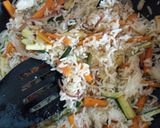 A picture of step 4 of Vegetable rice.