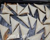 A picture of step 2 of Baked Cheese Samosas.