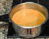 Foto del paso 1 de la receta: Arroz con gambones en paella