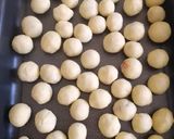 صورة لخطوة 5 من وصفة معمول التمر بالزبده والزبادي 😋😋
