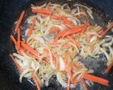 Foto del paso 9 de la receta: Chop suey de pollo y langostinos