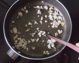 Hình bước làm 2 của món Soup măng tây nấm rơm cá lóc phile - ăn dặm