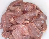 صورة لخطوة 1 من وصفة شاورما لحم 🥩🍅🧅😋