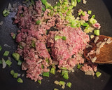 Foto del paso 2 de la receta: Zapallitos rellenos de carne