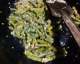 A picture of step 4 of Sesame Seed Beans.