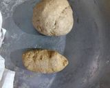 A picture of step 2 of Sweet pizza dougnut.