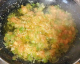 Foto del paso 3 de la receta: Arroz con pollo y costillas