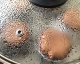 Foto langkah ke 4 dari resep Bolu Kukus Mekar Chocolatos (Tanpa Mixer).