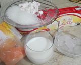 A picture of step 1 of Jello mallow creamy shake.
