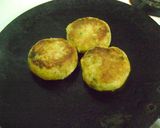 A picture of step 9 of Ragda Patties.
