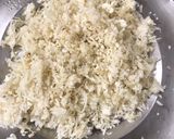 A picture of step 1 of Cauliflower keema.