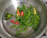 Foto langkah ke 3 dari resep Acar Cabe Hijau cuma direbus sebentar aja.