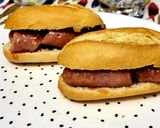 Foto del paso 5 de la receta: Mini sándwiches de salchichas con mermelada de tomate