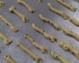 Foto langkah ke 4 dari resep Lidah kucing (putel kocok pisah).