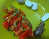 Foto langkah ke 2 dari resep Seblak Frozen food.