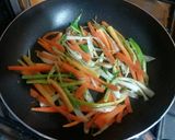 Foto del paso 3 de la receta: Lomito salteado con verduras