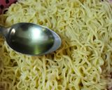 Foto langkah ke 2 dari resep Mie Goreng Rumahan.