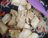 Foto langkah ke 4 dari resep Tahu Kecap Pedas.
