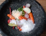 Foto langkah ke 3 dari resep Sambal bawang Ala esterlita Alexander.