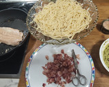 Foto del paso 3 de la receta: Tallarines con salmón 🐟 atún bacon 🐖 y aguacate. 🥑