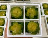 A picture of step 2 of Pandal Jelly with Stuffed Green Beans.
