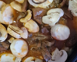 Foto del paso 2 de la receta: Solomillo de cerdo a la soja con setas y noodles de arroz