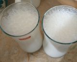 A picture of step 2 of Namkeen lassi.