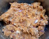 A picture of step 2 of Rajma patty burger.