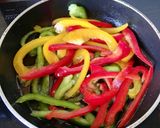 Foto del paso 7 de la receta Albóndigas en salsa de tomate con pimientos