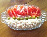Foto del paso 1 de la receta: Ensalada de alubias y jitomate