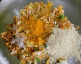 A picture of step 3 of Pumpkin Flower Chops.