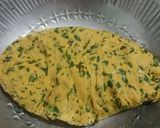 મેથી ના થેપલા (Methi Thepla Recipe In Gujarati) રેસીપી સ્ટેપ2ફોટો