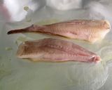 Une image de l'étape 6 de Queues de lotte au poivron jaune, oignon, tomate et estragon.
