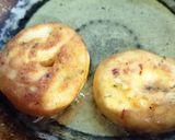 A picture of step 3 of Urad dal vada (Medu vada).