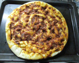Foto del paso 3 de la receta: Prepizza con lonchas finas de jamón serrano